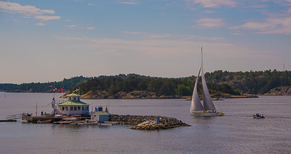 Tolvan Sverige seglar vid Strmstads Segelsllskaps Skurveskr